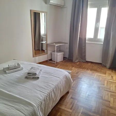 Apartment Plaka Luxury Athens